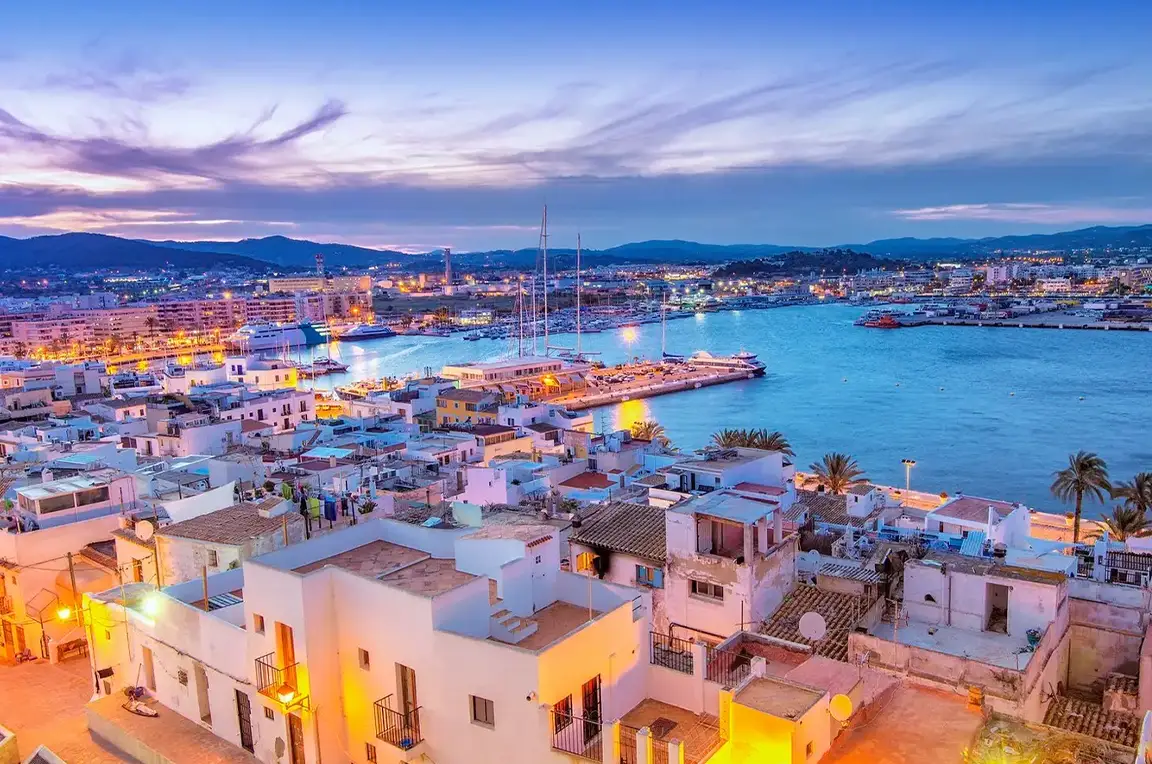 Yacht charter Ibiza